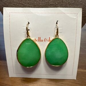Green and gold stone earrings (NEW)